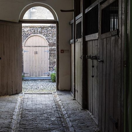 Merrion Mews ダブリン エクステリア 写真