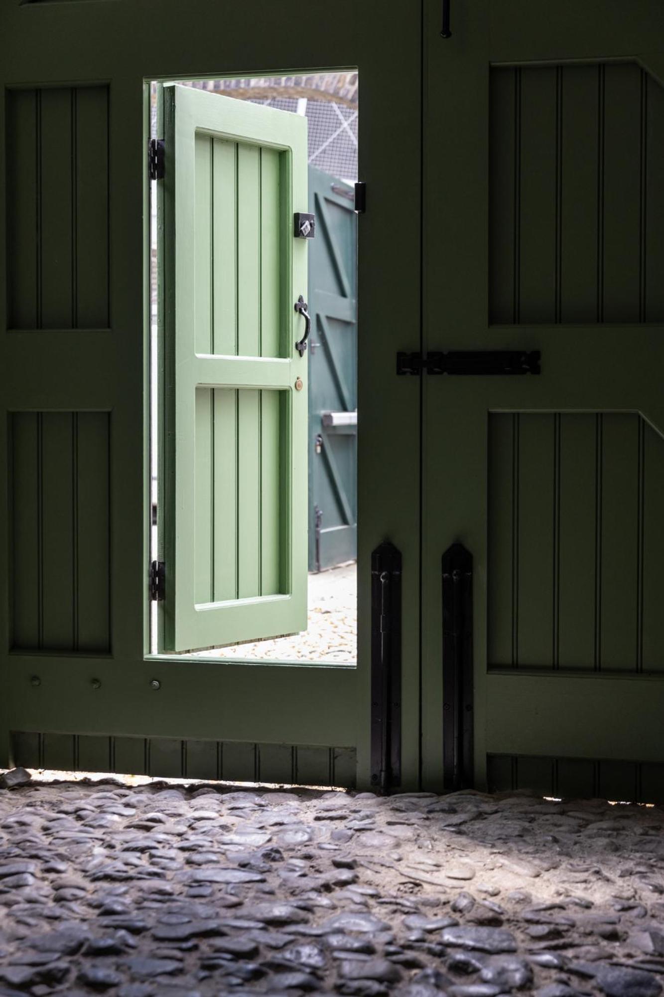 Merrion Mews ダブリン エクステリア 写真