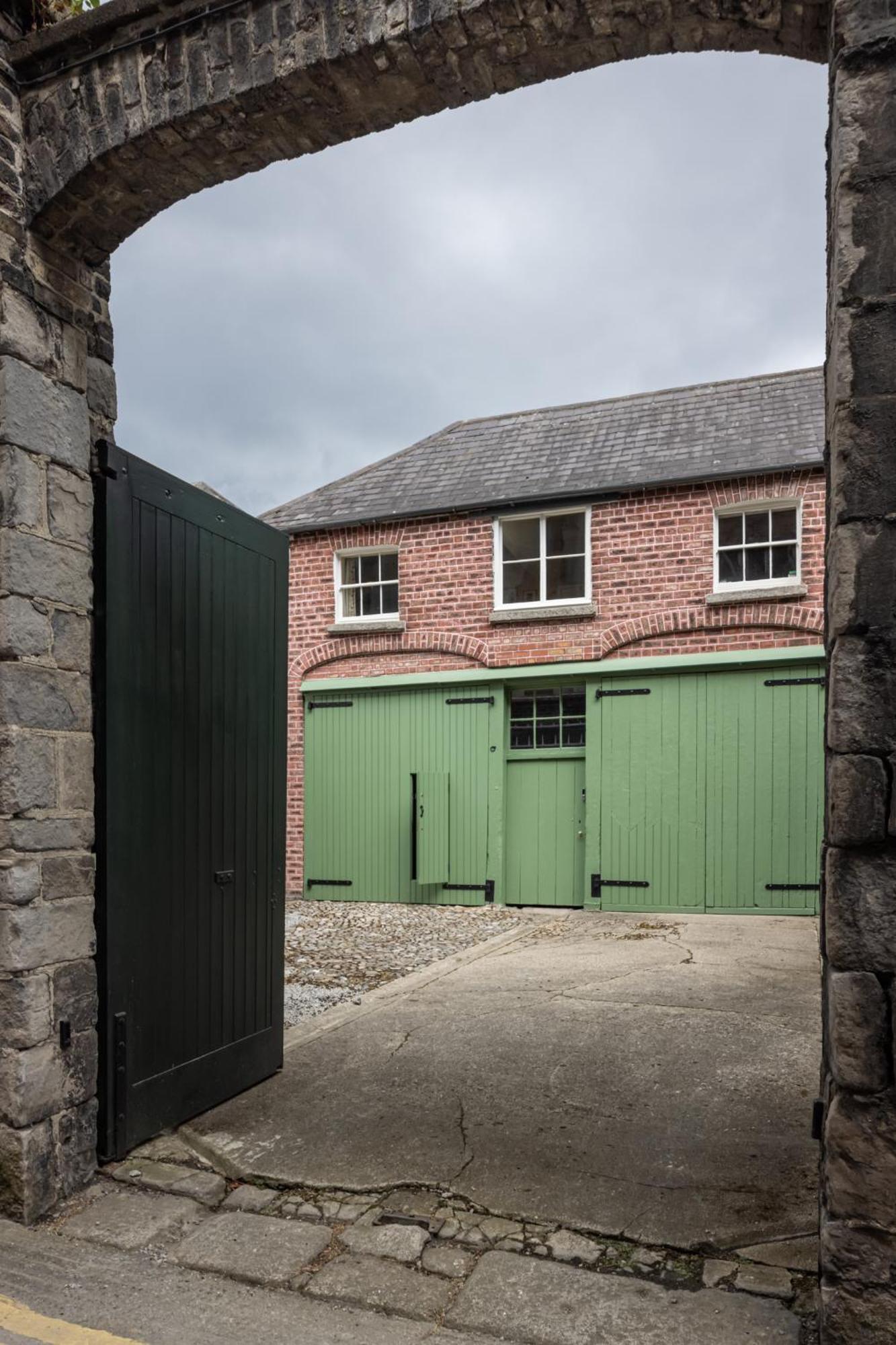 Merrion Mews ダブリン エクステリア 写真